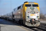 Corridor train loads passengers